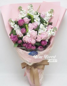 * 櫻之戀*櫻花淡粉色玫瑰配射香花束