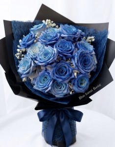 復古藍玫瑰花束18支裝