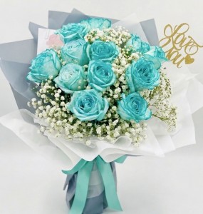 12枝肯亞Tiffany blue玫瑰滿天星花束**