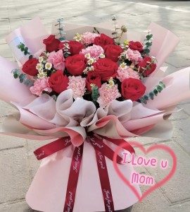 Mother's day精選*10支紅玫瑰配8支粉紅康乃馨花束