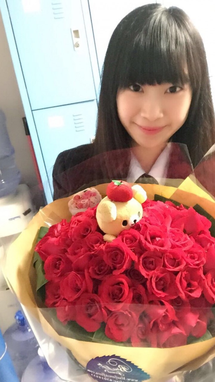 客人满意回照片及好评*肯亚圆形红玫瑰花束