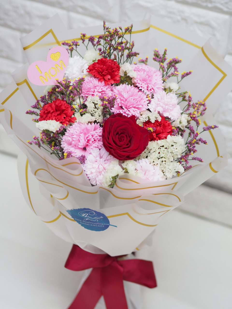 可永久保存*玫瑰保鮮花配康乃馨番梘花花束(紅色系)