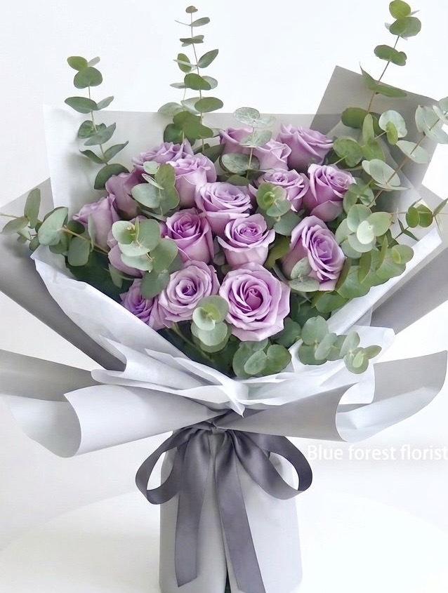 *薰衣草色肯亞淺紫玫瑰花束(18支裝)